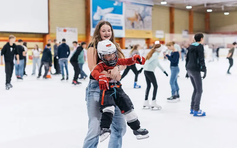 Eislaufen in der Eissporthalle Troisdorf